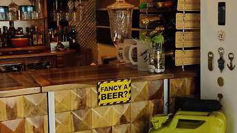 Room in Condo - 'mount View Double-bed' By Aparna Bienvenue !