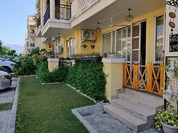 Room in Condo - 'mount View Double-bed' By Aparna Bienvenue !