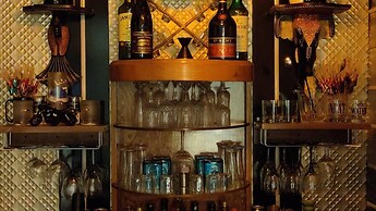 Room in Condo - 'mount View Double-bed' By Aparna Bienvenue !