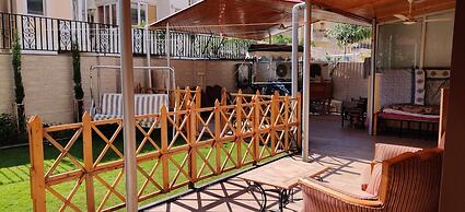 Room in Condo - 'mount View Double-bed' By Aparna Bienvenue !