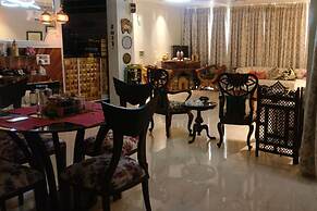 Room in Condo - 'mount View Double-bed' By Aparna Bienvenue !