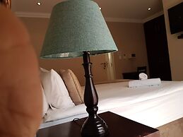 Fairview Bed And Breakfast - Double Bedroom 2