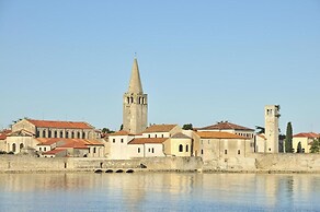 Alessio Premium Rooms - King Room 4