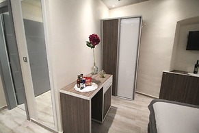 Alessio Premium Rooms - King Room 4