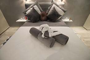 Alessio Premium Rooms - King Room 4