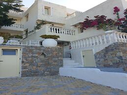 Korifi Suites Collection Apartment for Adults