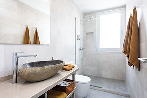 Pool Jacuzzi Home of Tulio