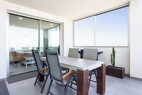 Pool Jacuzzi Home of Tulio