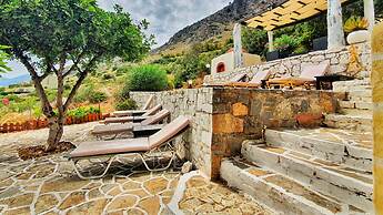 Studio Quiet And Peaceful And Very Relaxing With Kitchen, Shared Pool 