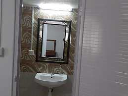 Double Room in Nice Palais