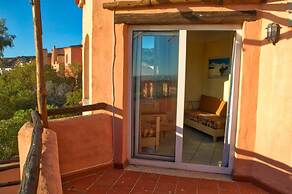 Lovely Panoramic Sea View Cottage-apartment With Adjacent Beach