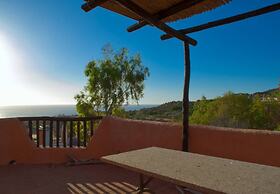 Lovely Panoramic Sea View Cottage-apartment With Adjacent Beach