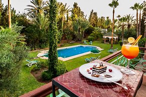 Room in Villa - Charming Villa in the Heart of Marrakech Palm Grove