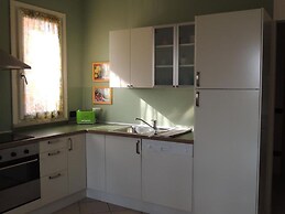 Villa Rosa - 3 Bedroom Apartment