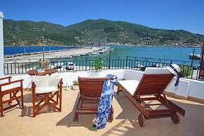 Villa Yiannoula With Amazing sea View at Skopelos Old Port !!!