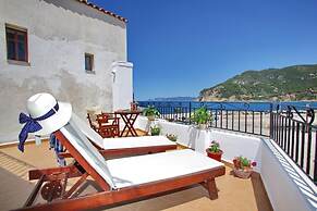 Villa Yiannoula With Amazing sea View at Skopelos Old Port !!!