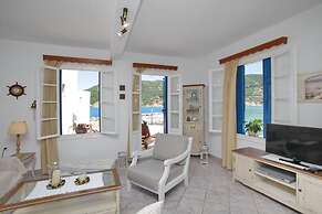Villa Yiannoula With Amazing sea View at Skopelos Old Port !!!