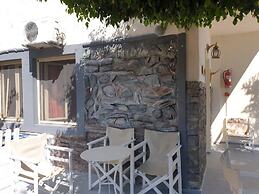 Hermes Korifi Suites Private Apartment