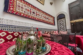 Room-riad Taha - Roukia Room