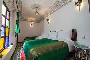 Room-riad Taha - Roukia Room