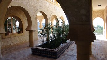 Villa Habibi Main House Ground Floor Suite