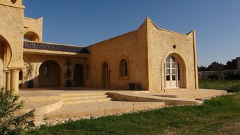 Villa Habibi Main House Ground Floor Suite