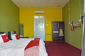 OYO 90744 Bari Indah Beach Resort