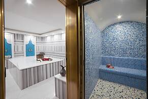 Great Fortune Design Hotel