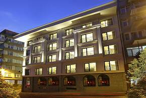 Great Fortune Design Hotel