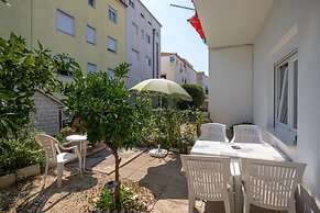 Apartments near Beach Babic