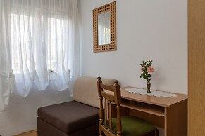 Apartments near Beach Babic