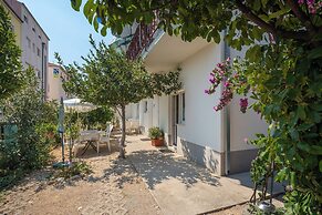 Apartments near Beach Babic