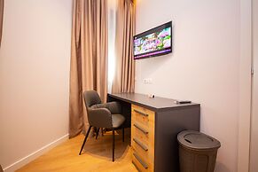 Central Chic Apartments