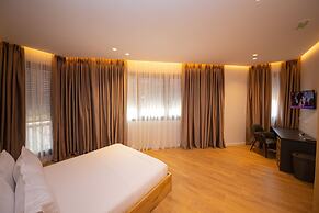 Central Chic Apartments