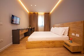 Central Chic Apartments