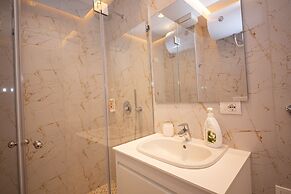 Central Chic Apartments