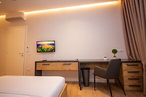 Central Chic Apartments