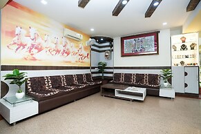 Hotel Opera Inn near Central Bus Stand