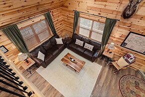 Beside Still Water 1 - 2 Bedrooms, 2 Baths, Sleeps 6 Home by RedAwning