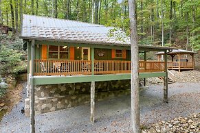 Beside Still Water 1 - 2 Bedrooms, 2 Baths, Sleeps 6 Home by RedAwning