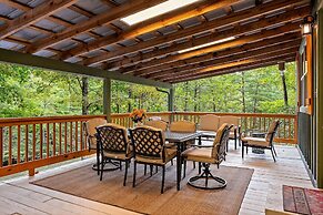 Beside Still Water 1 - 2 Bedrooms, 2 Baths, Sleeps 6 Home by RedAwning