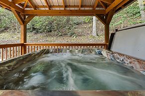 Beside Still Water 1 - 2 Bedrooms, 2 Baths, Sleeps 6 Home by RedAwning