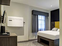 OYO Tamworth Arms Boutique Pub & Hotel