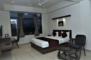 Hotel Sparsh Inn - Chandkheda