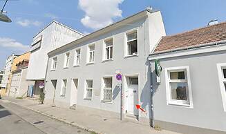 Shared Modern Apartment Schönbrunn - Budget Stylish Room