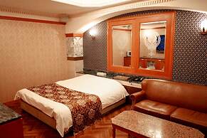 Hotel Shasha Toyonaka - Adult Only