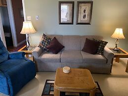 Sugar Ski & Country Club Unit 425 Silver