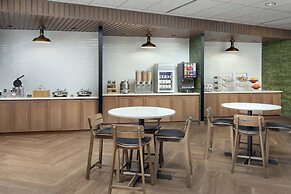 Fairfield Inn & Suites by Marriott Santa Rosa Rohnert Park