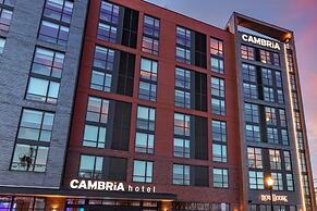 Cambria Hotel Washington D.C. Navy Yard Riverfront