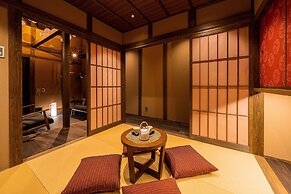 Kagabi Machiya House